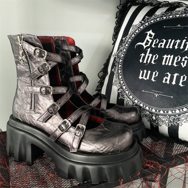 Crack Black Platform Boots Crust Punk Aesthetic (2)